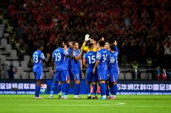 开云体育在线-亚冠比赛即将打响，球迷欢呼