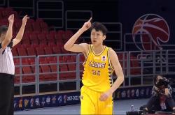 开云体育中国-天津队鏖战公牛，高诗岩状态火热的简单介绍