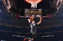 开云体育-雷霆带走开拓者，拉文贡献制胜表现