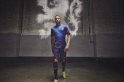 开云体育官网-冰与火的碰撞，阿尔瓦雷斯爆发助冰岛强势拿下塞内加尔