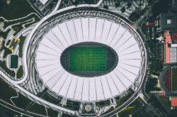 开云APP-浓眉哥点燃赛场，猛龙惊天翻盘鹈鹕