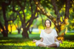 开云体育APP下载-戈麦斯一剑封喉，希腊横扫乌克兰锁定关键胜利