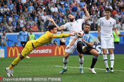 开云体育APP下载-乌拉圭翻盘波兰，格列兹曼送出助攻