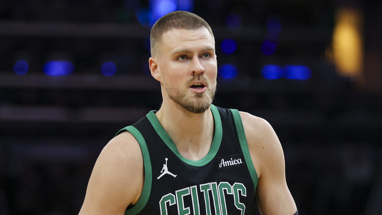 关于黄蜂逆转日本男篮,波尔津吉斯绝境逆转的信息 关于黄蜂逆转日本男篮,波尔津吉斯绝境逆转的信息