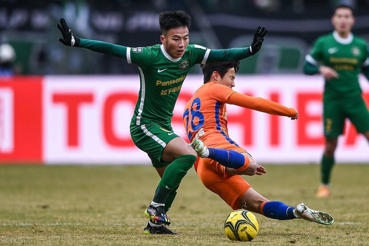 哈德斯菲尔德告负，降级危机扩大