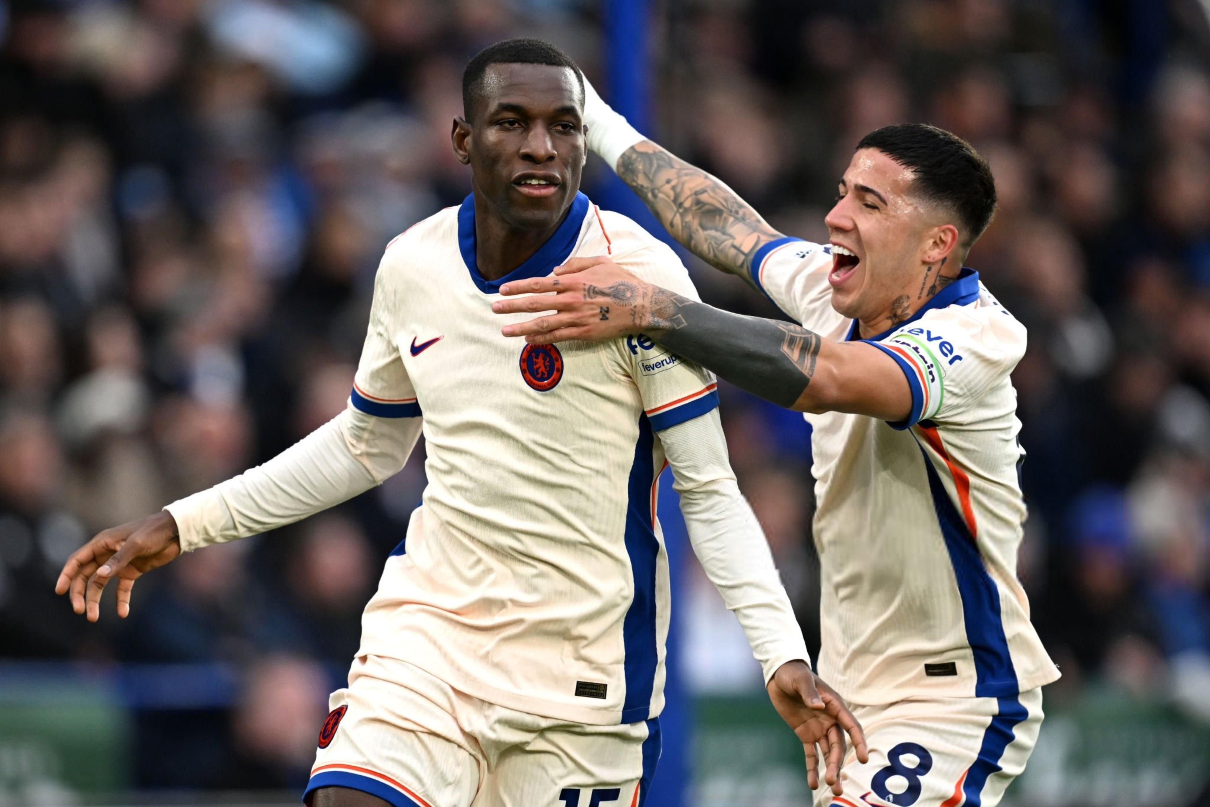 莱斯特城继续胜利,连胜拿下晋级名额的简单介绍 莱斯特城继续胜利,连胜拿下晋级名额的简单介绍