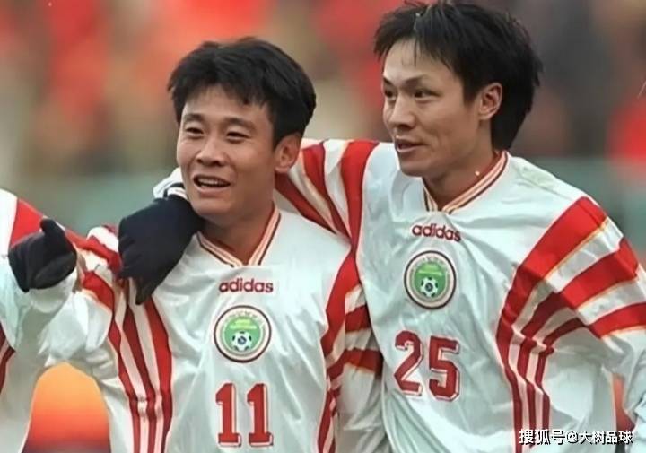 关于球队前锋迎来阶段高峰，助攻进球榜形势良好的信息