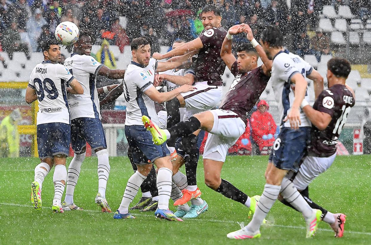 都灵队主场惨败，遭遇联赛两连败