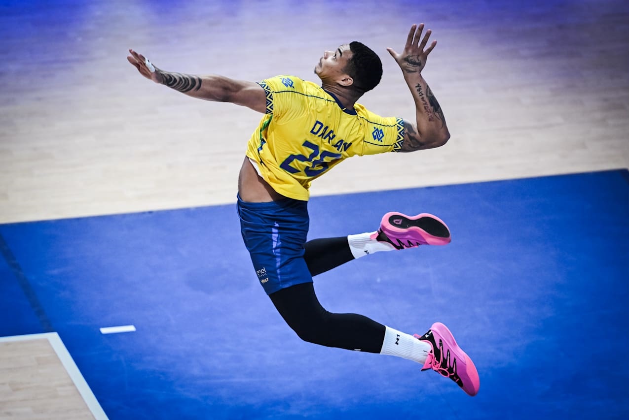 马德里竞技完胜那不勒斯，罗本完成帽子戏法的简单介绍