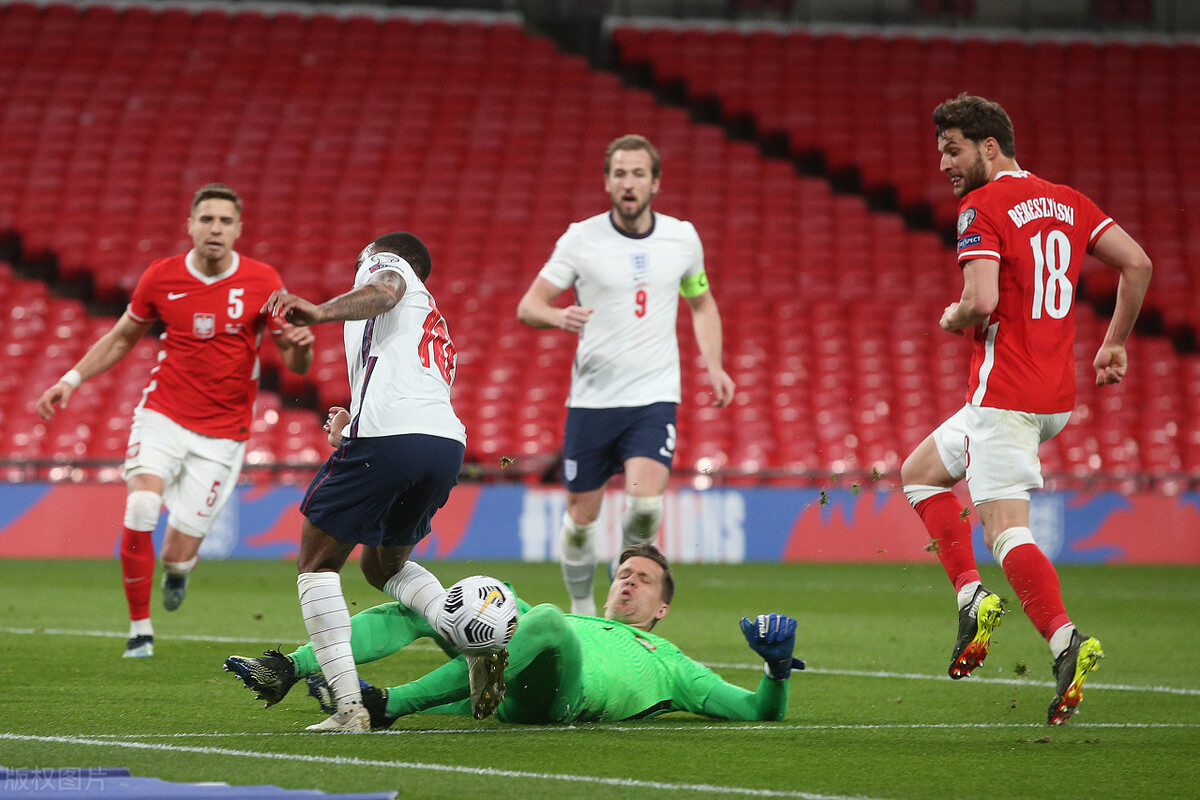 包含英格兰队碾压波兰队，梁靖崑扛起全队的词条
