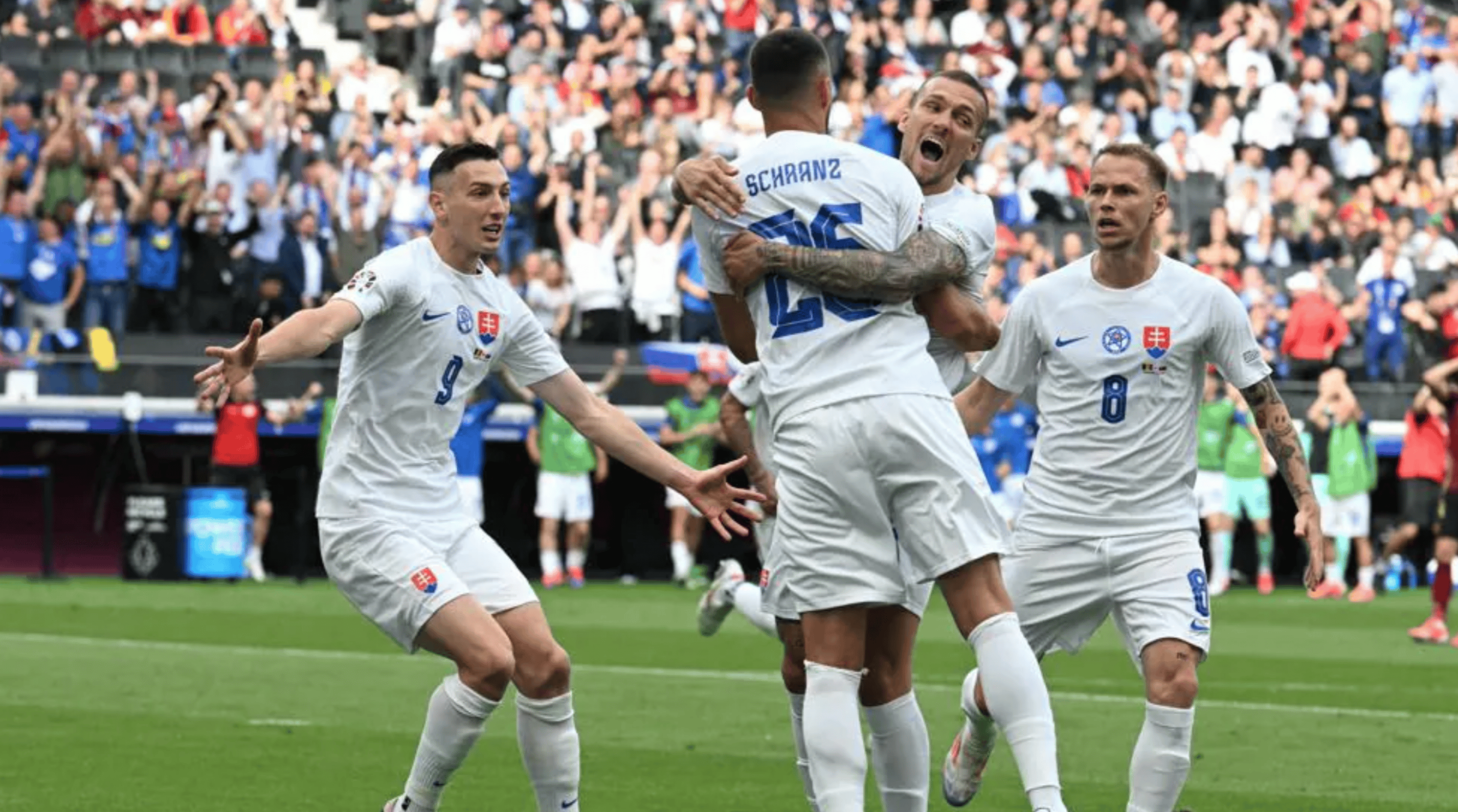 斯洛伐克队惊艳表现，备受瞩目