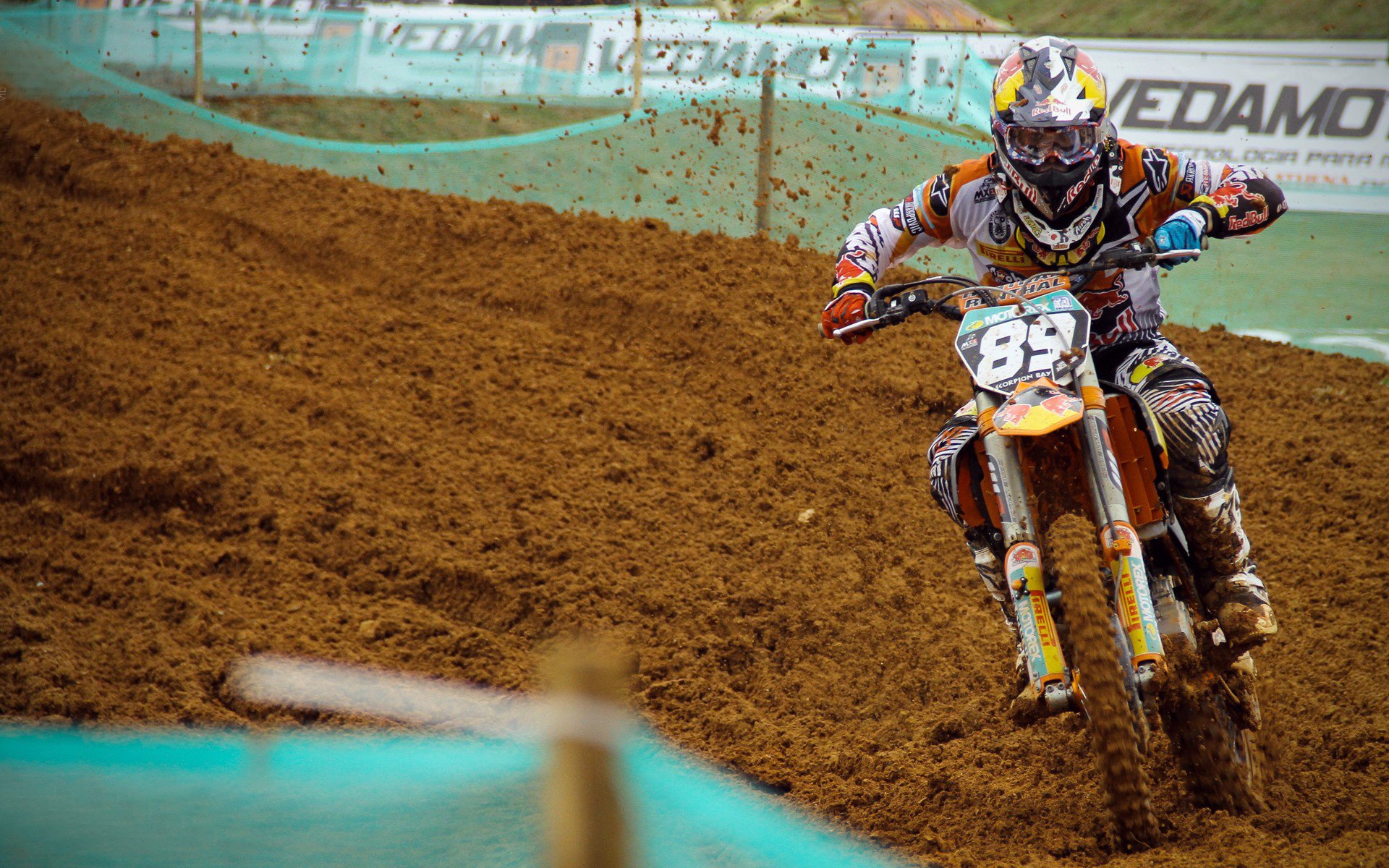 霍勒迪冠军级表现定乾坤，尼克斯客场爆冷掀翻国王